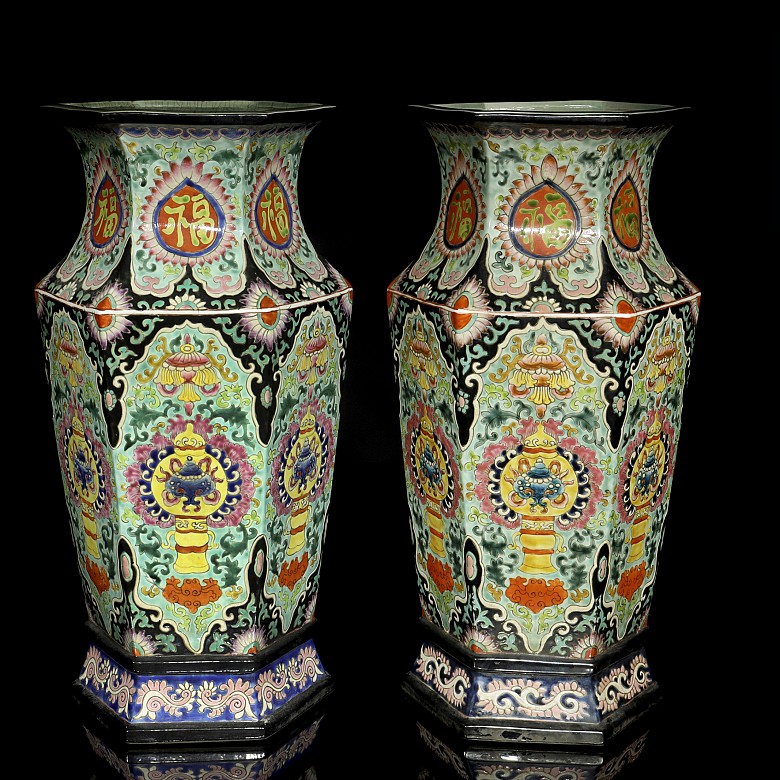 Two octagonal enamelled vases, 20th century