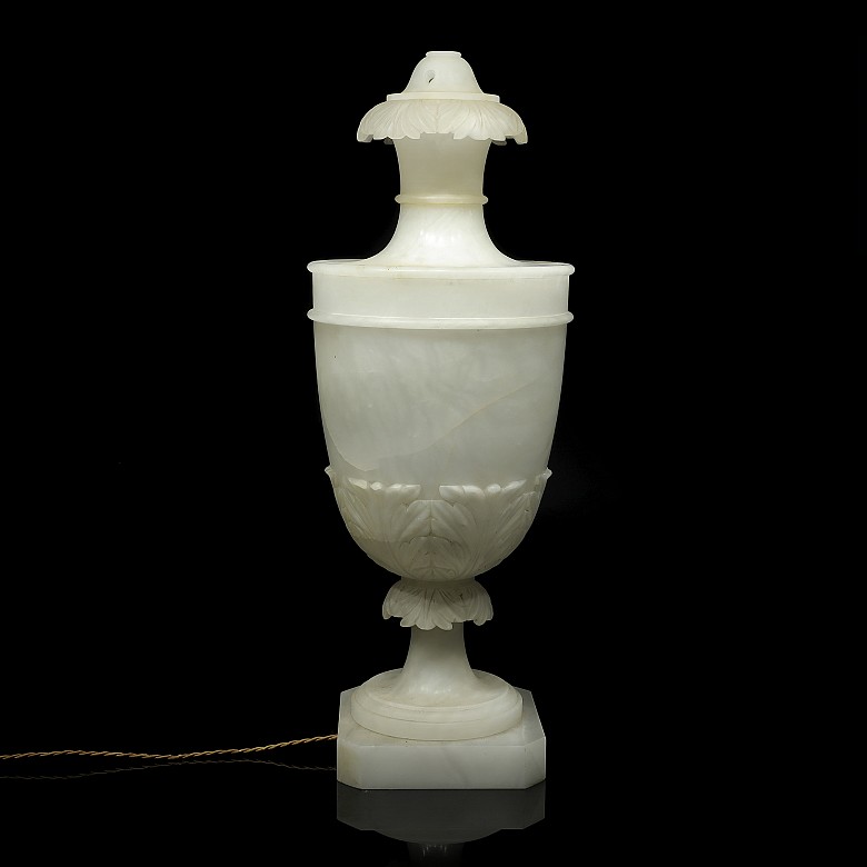 Lámpara de alabastro con forma de copa, S.XX