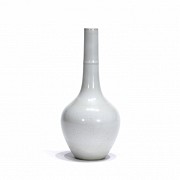 White glazed vase, 20th century