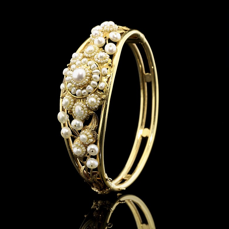 18k gold and cultured pearls bracelet