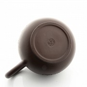 Big clay teapot, Yixing. - 3