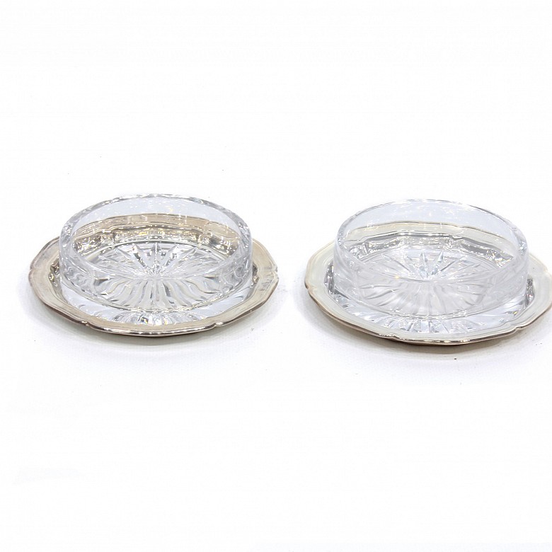 Pair of small silver plates, France, Ercuis, 20th century